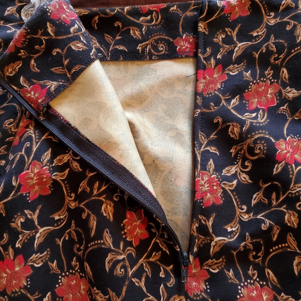 Briggs A-Line Skirt, size 14P - Picture 3 of 5